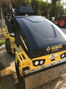 Bomag Roller 120 - Image 3