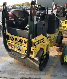 Bomag Roller 120 - Image 4