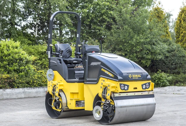 Bomag Roller 120